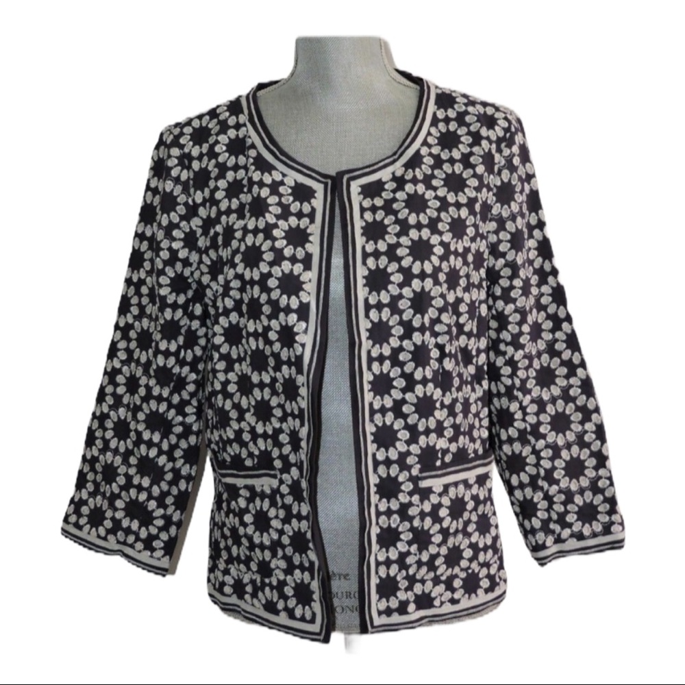 TravelSmith Black and White Floral Blazer